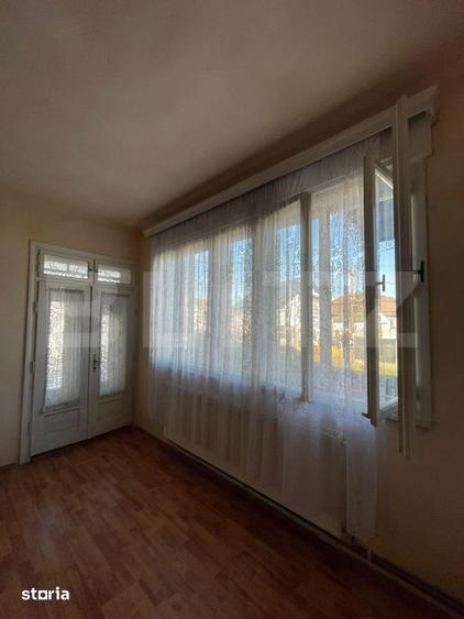 Casă cu 3 camere cu Teren 580 Mp în Central