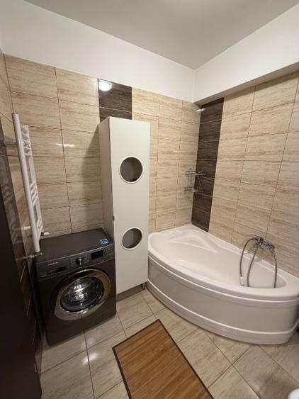 Apartament cu 2 camere decomandat, mobilat în Roșu