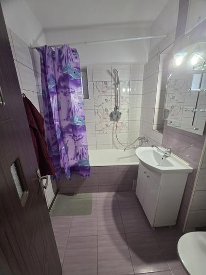 Apartament cu 2 camere decomandat în Popoveni