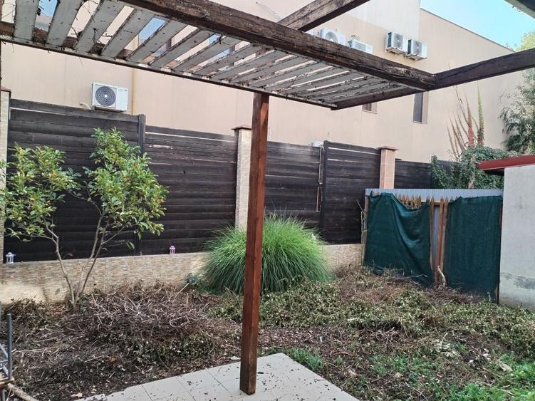 Apartament cu 3 camere decomandat în Clinceni