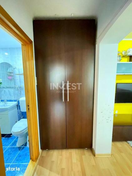 Apartament cu 2 camere semidecomandat, mobilat în Podul de Piatră
