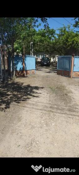 Casă cu 4 camere în Săpoca