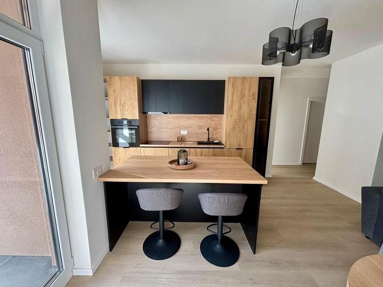 Apartament cu 2 camere nedecomandat în Dumbrăvița