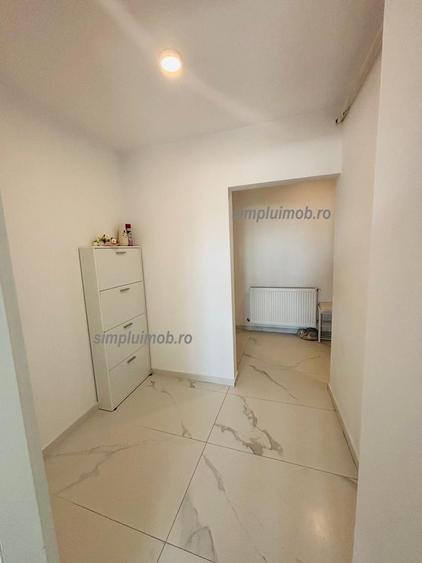 Apartament cu 2 camere decomandat, mobilat în Central