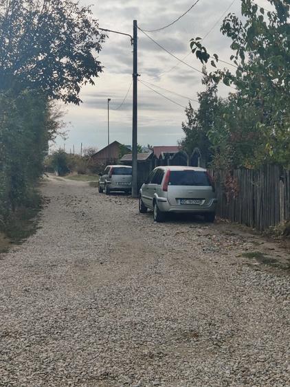 Teren de 943 mp, în Crevedia