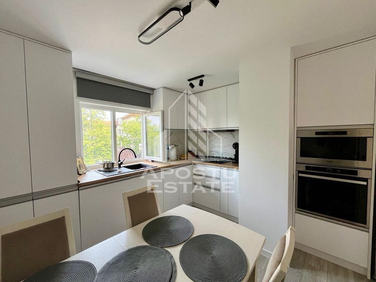 Apartament cu 3 camere decomandat, mobilat în Bucovina