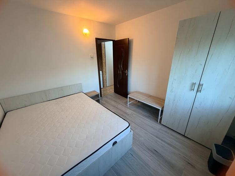 Apartament cu 3 camere în Alexandru cel Bun