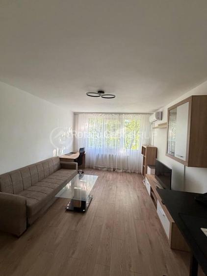 Imobil renovat! Etaj 2! Apartament 3 camere 67mp, Tatarasi, CT, AC