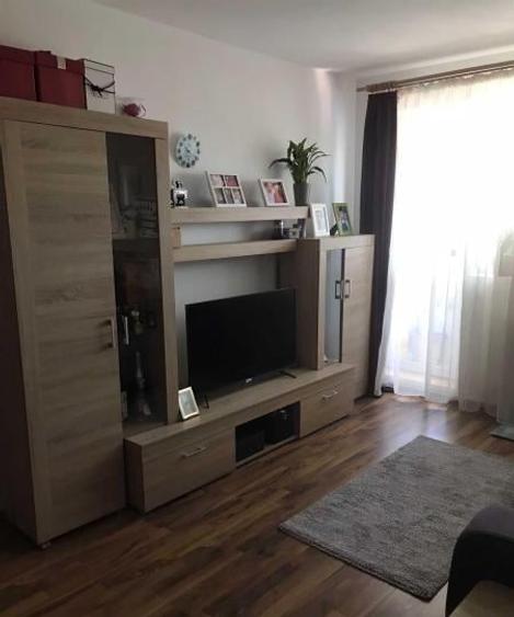Apartament cu 2 camere semidecomandat în Abator
