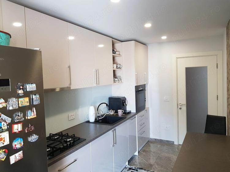 Apartament cu 3 camere decomandat în Tomis Nord