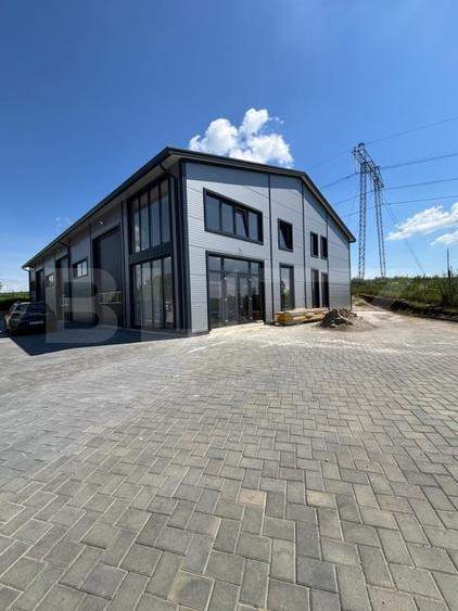 Spațiu industrial, de 590 mp, în Exterior Sud