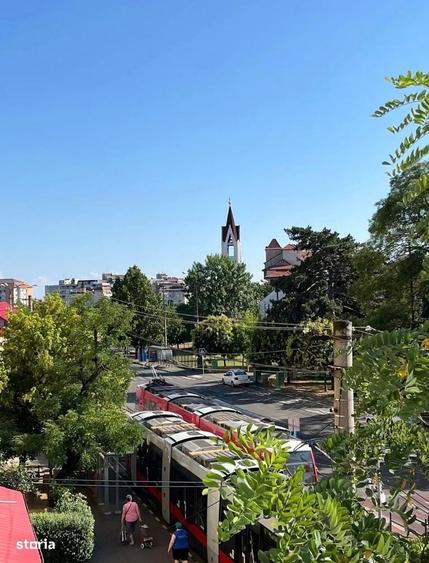 Apartament cu 3 camere decomandat în Dacia