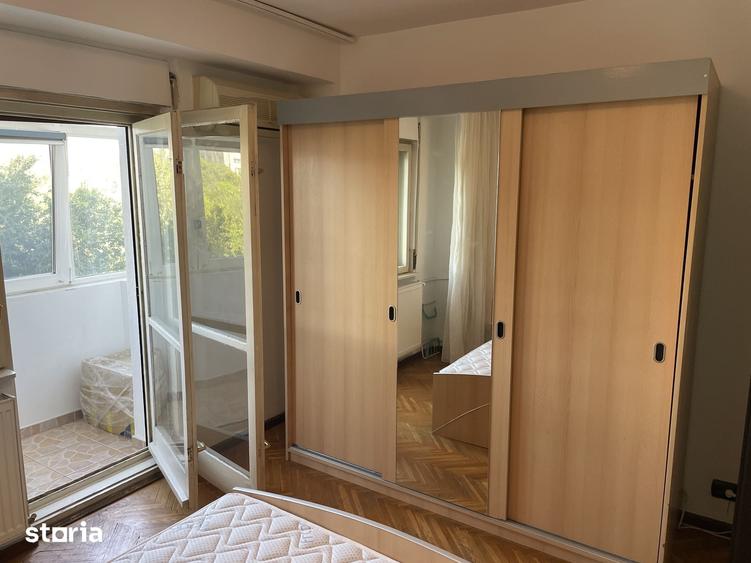Apartament cu 3 camere decomandat în Centrul Civic