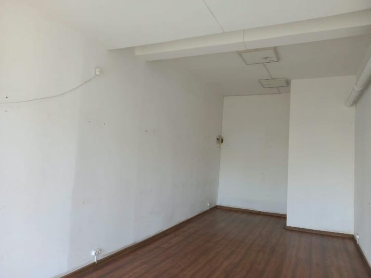 Spațiu comercial, de 30 mp, în Piața Centrală