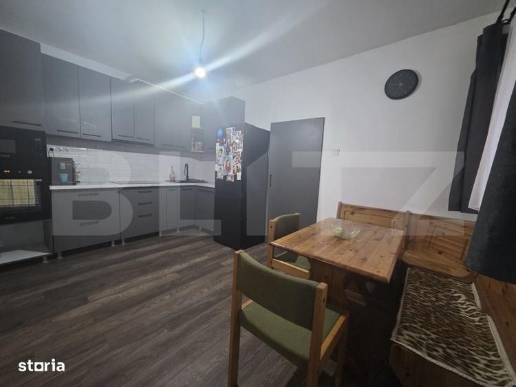 Casă cu 2 camere cu Teren 4143 Mp în Apa