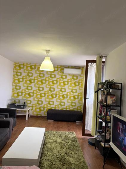 Apartament cu 2 camere decomandat în Rogerius