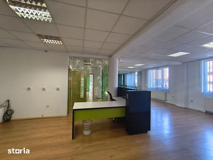Spa?iu de birouri cu 10 parcari si multiple facilitati in Bra?ov - 1