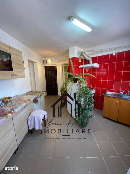 Apartament cu 2 camere decomandat în Craiovița Nouă