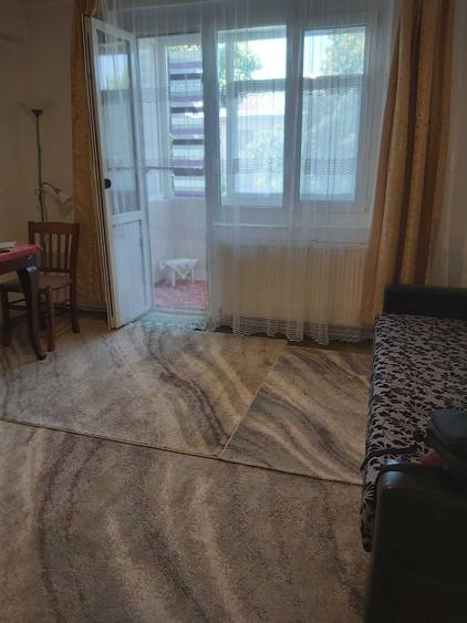 Apartament cu 2 camere nedecomandat în Central