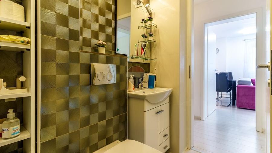 Apartament cu 3 camere semidecomandat, mobilat în Mănăștur
