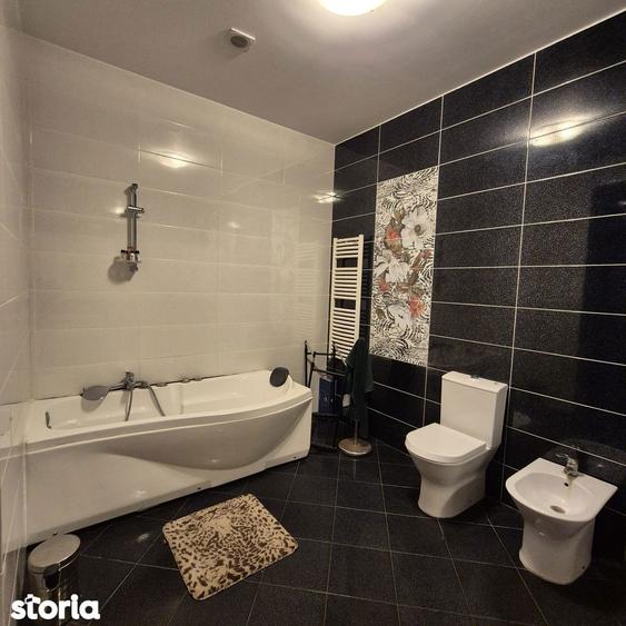 Apartament cu 3 camere în Ultracentral