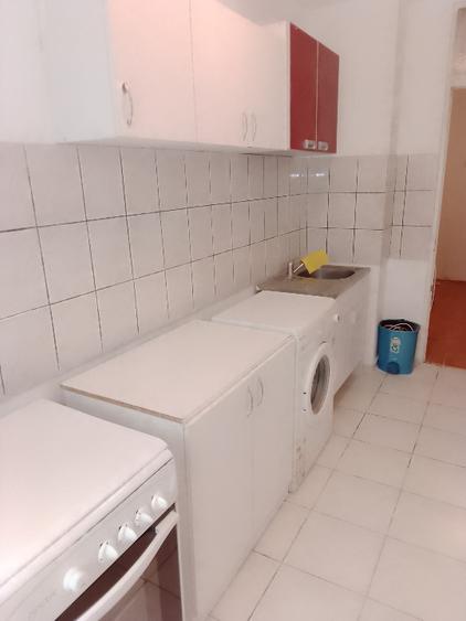 Garsonieră decomandată în Mihai Bravu