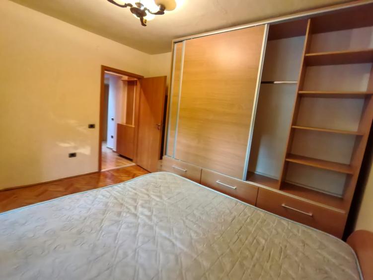 Apartament cu 4 camere decomandat, mobilat în Take Ionescu