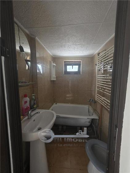 Apartament cu 3 camere decomandat în Dancu