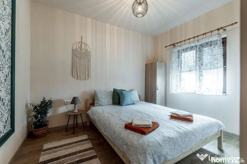 Casă cu 4 camere cu Teren 500 Mp în Vladimirescu