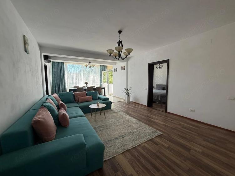 Apartament cu 3 camere în Lipovei
