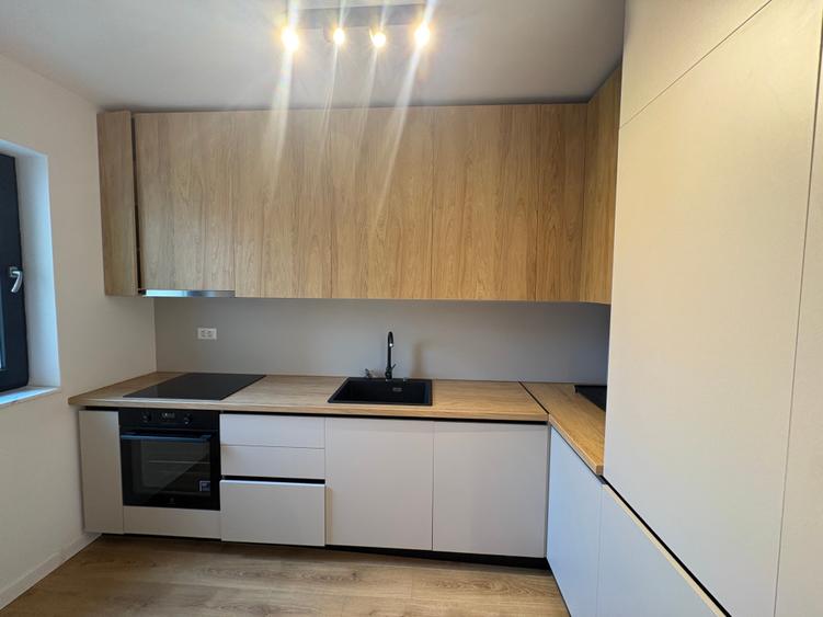 Apartament cu 2 camere decomandat în Barbu Văcărescu