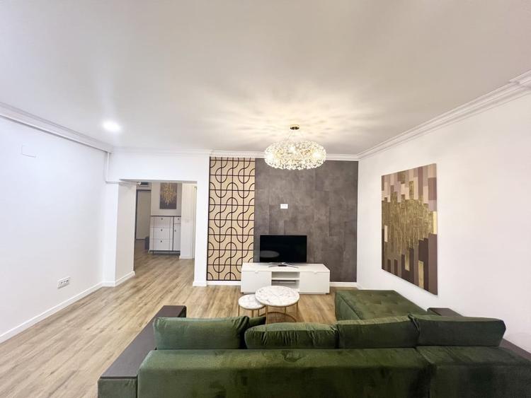Apartament cu 2 camere semidecomandat, mobilat în Pipera