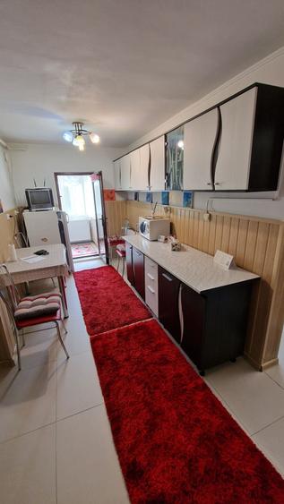 Inchiriez Apartament cu 2 camere - Langa Primarie - 7