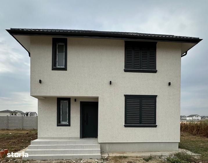 Casă cu 3 camere cu Teren 321 Mp în Vidra