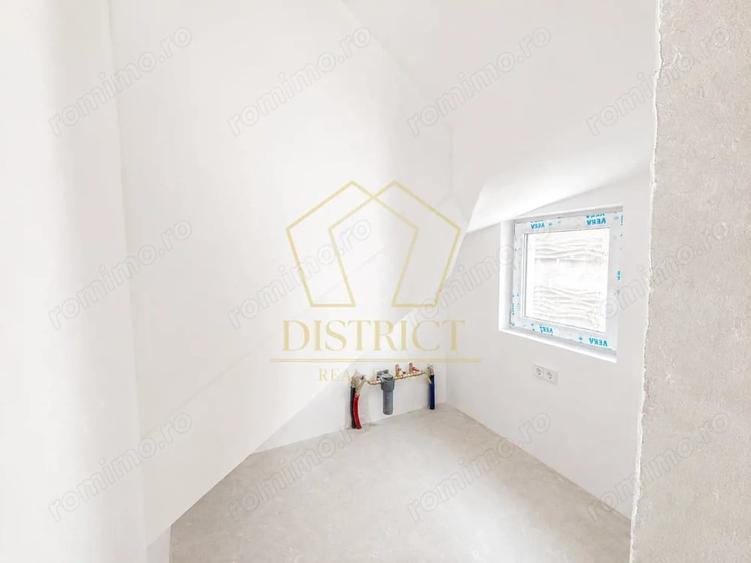Casă cu 5 camere cu Teren 300 Mp în Săcălaz