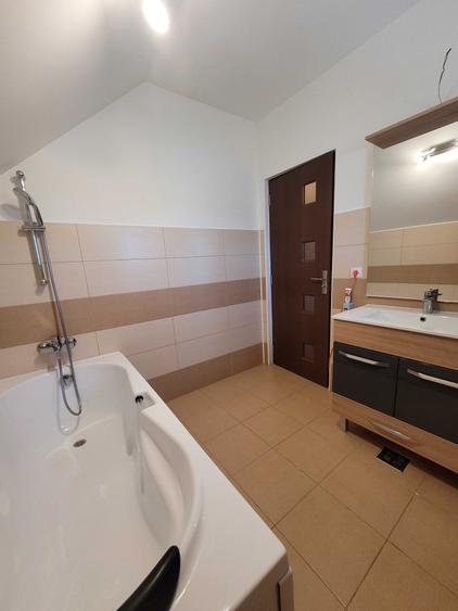 Vand casa spatioasa de familie in Livezeni curte, livada, garaj, aproape de Targu Mures - 6