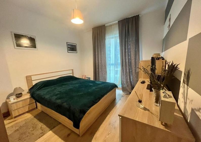 Apartament cu 2 camere decomandat, mobilat în Politehnica
