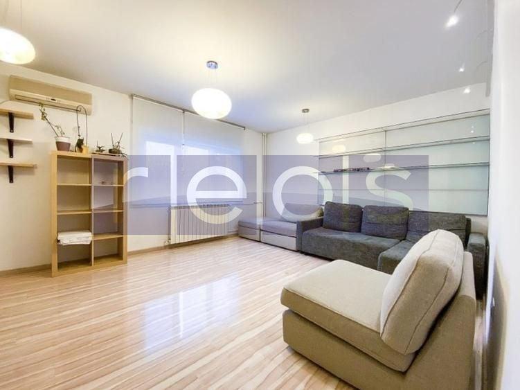 Apartament cu 3 camere decomandat în Nerva Traian