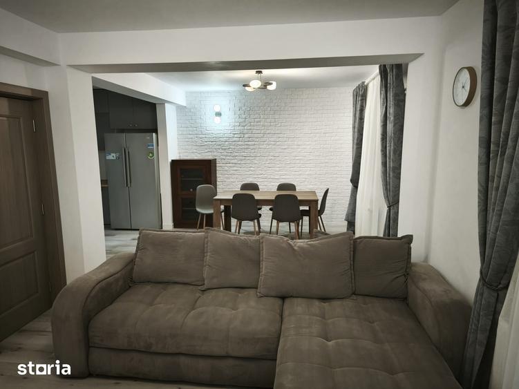 Casă cu 4 camere cu Teren 50 Mp în Central