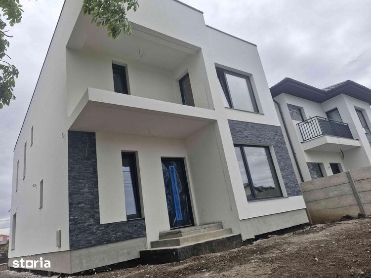 Casă cu 5 camere cu Teren 511 Mp în Tunari