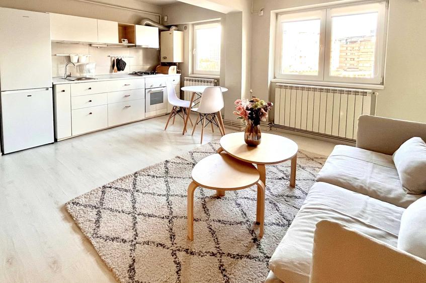 Apartament cu 3 camere în Ultracentral