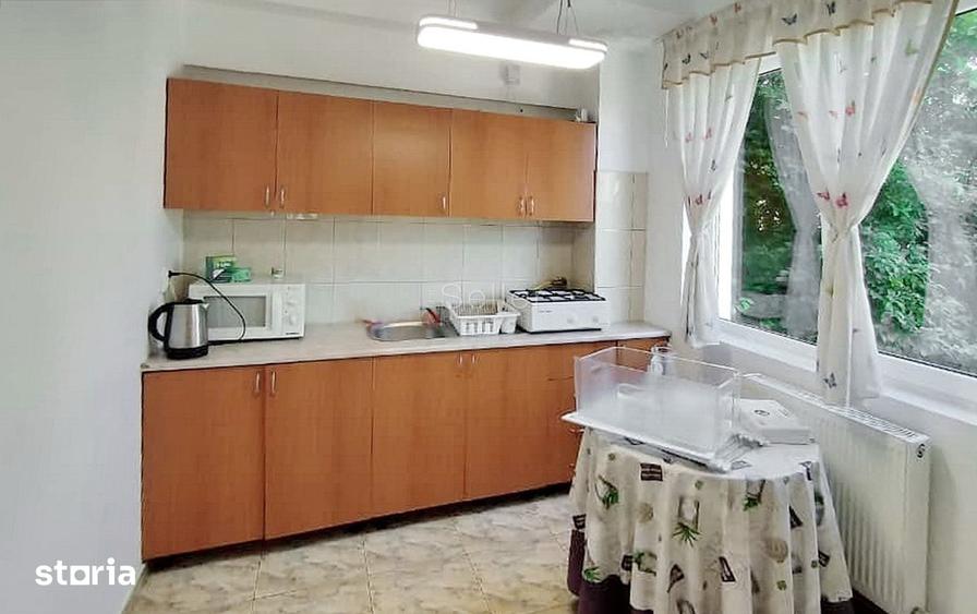 Spațiu comercial, de 400 mp, în Bartolomeu