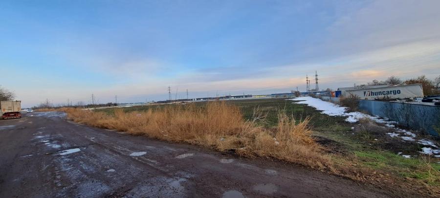 Teren Construcții intravilan de 11900 mp, în Nord-Vest