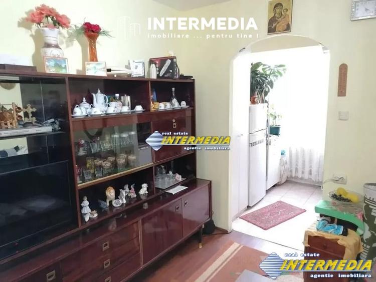 Garsoniera de vanzare in Cetate Alba Iulia etaj intermediar mobilata si utilata - 4