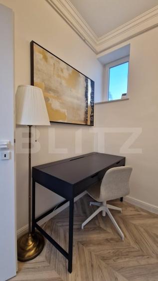 Apartament cu 3 camere decomandat, mobilat în Central