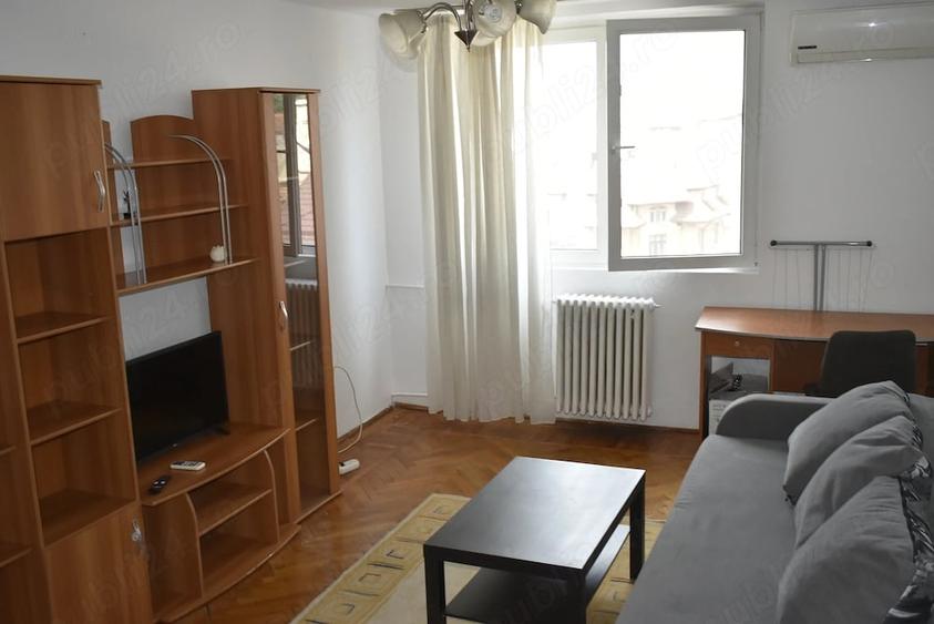 Apartament cu 2 camere semidecomandat în Gara de Nord