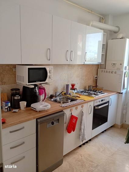 Apartament cu 2 camere decomandat, mobilat în Drumul Taberei