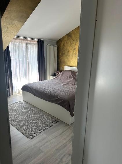Apartament cu 2 camere semidecomandat, mobilat în 1 Mai