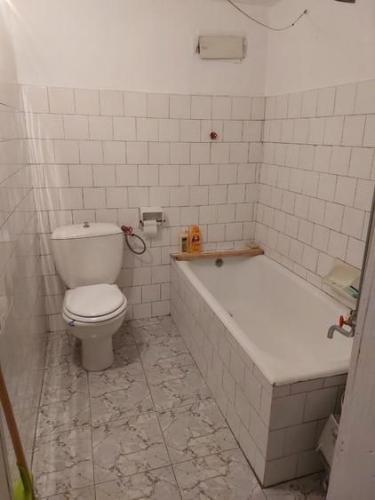 Casă individuală cu 4 camere cu Garaj în Anina