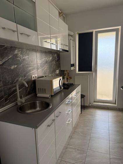 Apartament cu 2 camere decomandat în Berceni